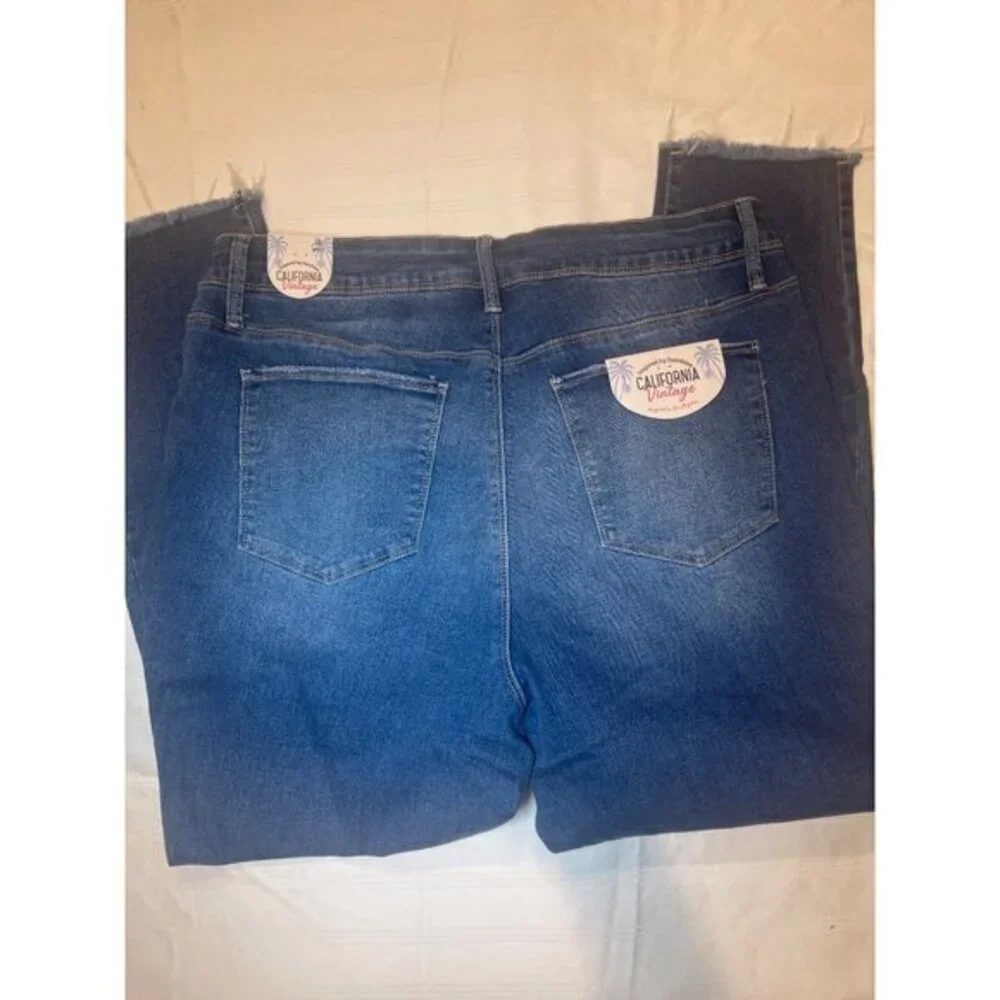 Stuck In A Daydream Ripped Skinny Jeans Medium Wash Size 18‎ RefFNB